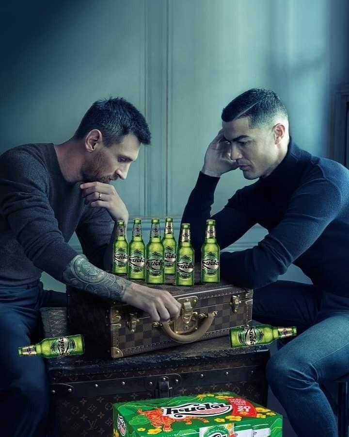 Val de meme-uri după ce Messi şi Ronaldo au apărut împreună într-o poză în care joacă şah