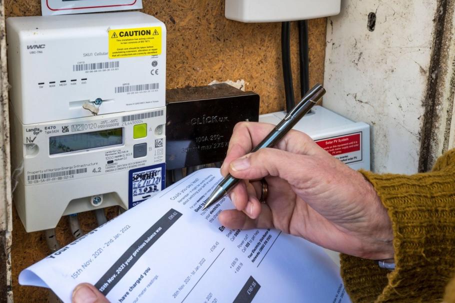 Un român stabilit în Italia a primit o factură de 40.000 de euro la electricitate. Greșeala comisă de tânăr Un român stabilit în Italia a primit o factură de 40.000 de euro la electricitate. Greșeala comisă de tânăr