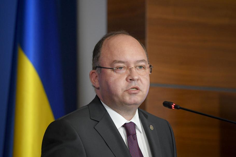 Ministrul Aurescu: R. Moldova se confruntă cu atacuri hibride care scopul de a deraia cursul integrării europene Ministrul Aurescu: R. Moldova se confruntă cu atacuri hibride care scopul de a deraia cursul integrării europene