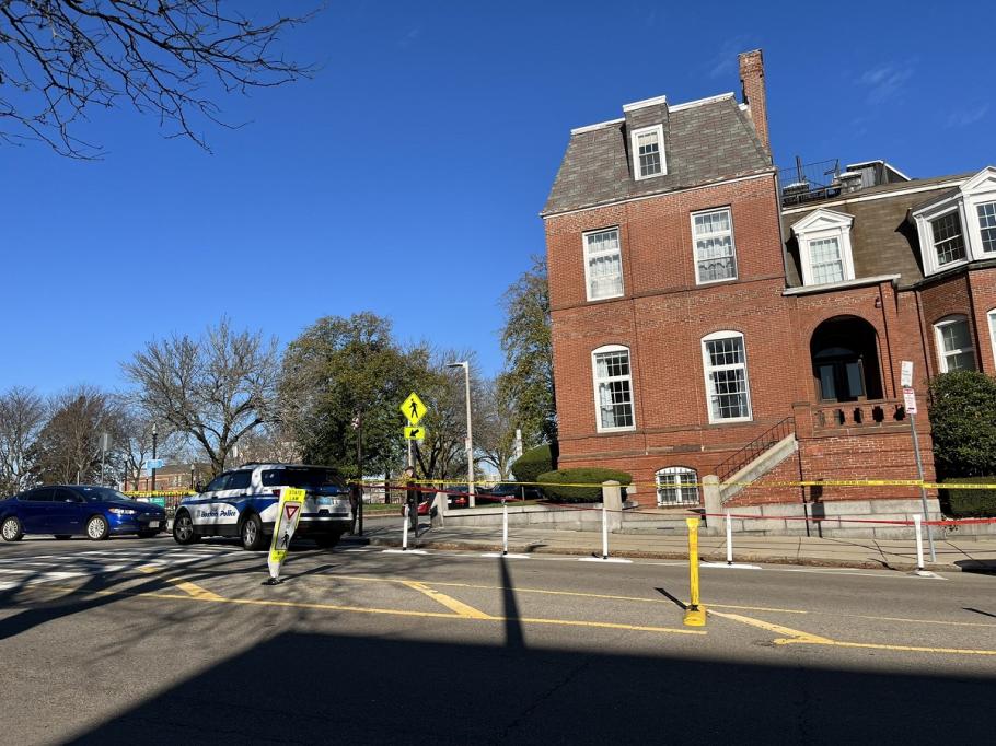 Patru copii morţi în Boston Casa din Boston