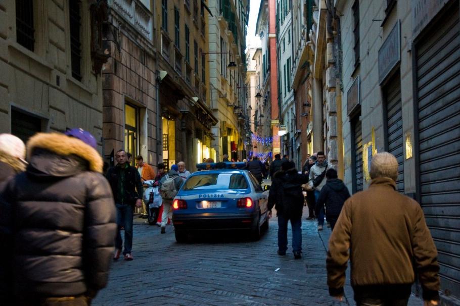 Cine este românul găsit mort, cu gâtul tăiat cu flexul, în Italia Cine este românul găsit mort, cu gâtul tăiat cu flexul, în Italia