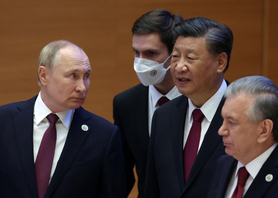 China anunţă intensificarea legăturilor energetice cu Rusia înaintea embargoului şi a plafonării preţului la petrolul rusesc China anunţă intensificarea legăturilor energetice cu Rusia înaintea embargoului şi a plafonării preţului la petrolul rusesc