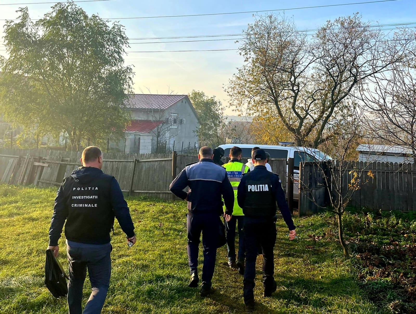 Ar fi sustras aproximativ 12.000 din două localuri publice