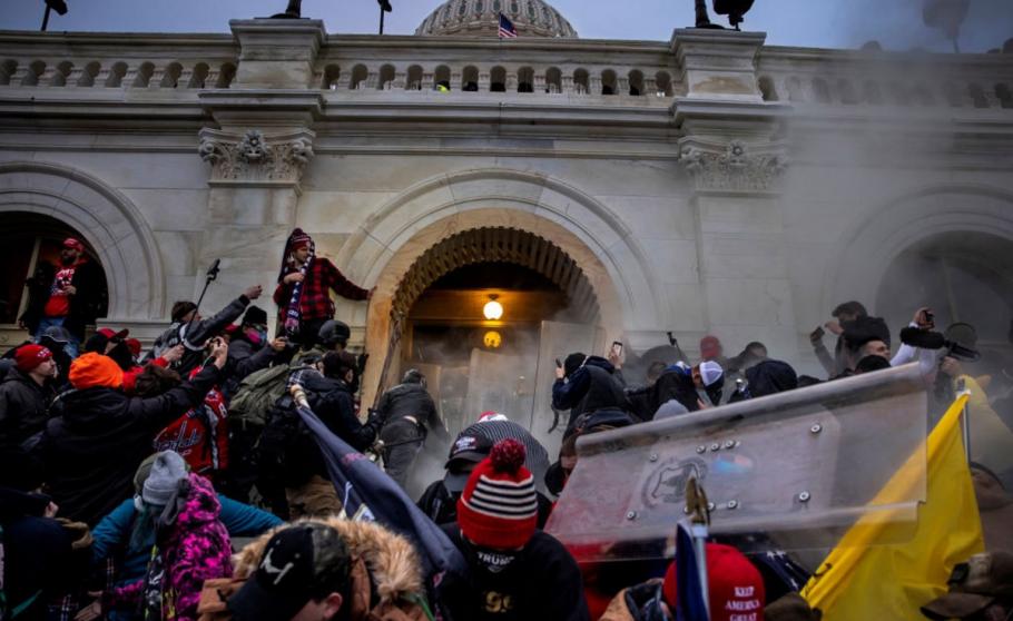 Primul american găsit vinovat de "rebeliune" după atacul de la Capitoliu Riscă 20 de ani de închisoare
