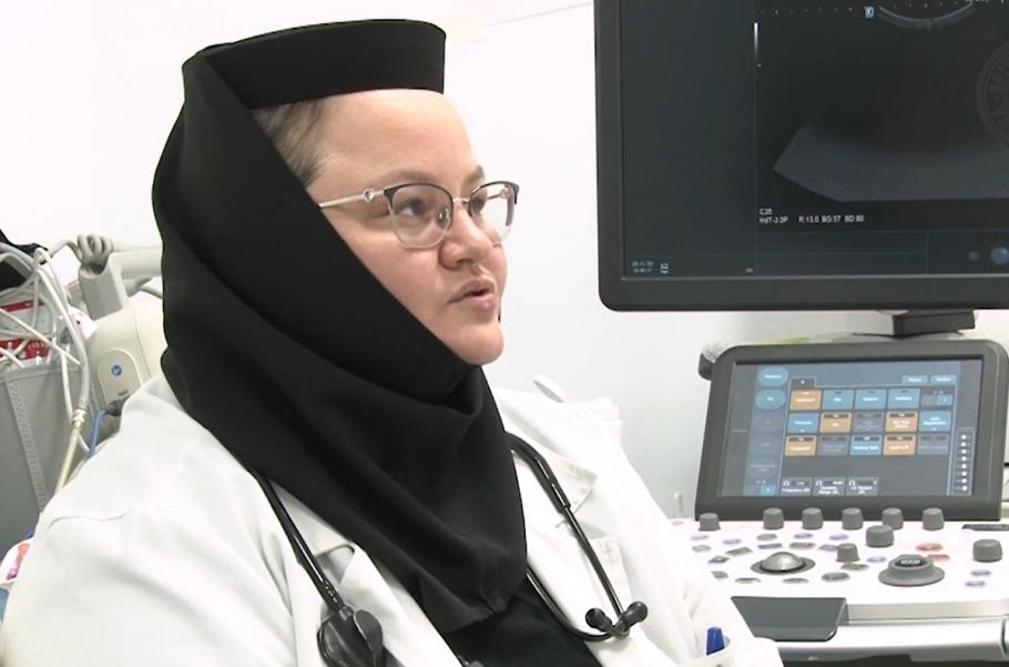 Măicuţa Anastasia este medicul primar Ana Maria Pah de la Spitalul CF din Timişoara Foştii pacienţi de la spitalul din Timişoara o aseamănă cu un sfânt