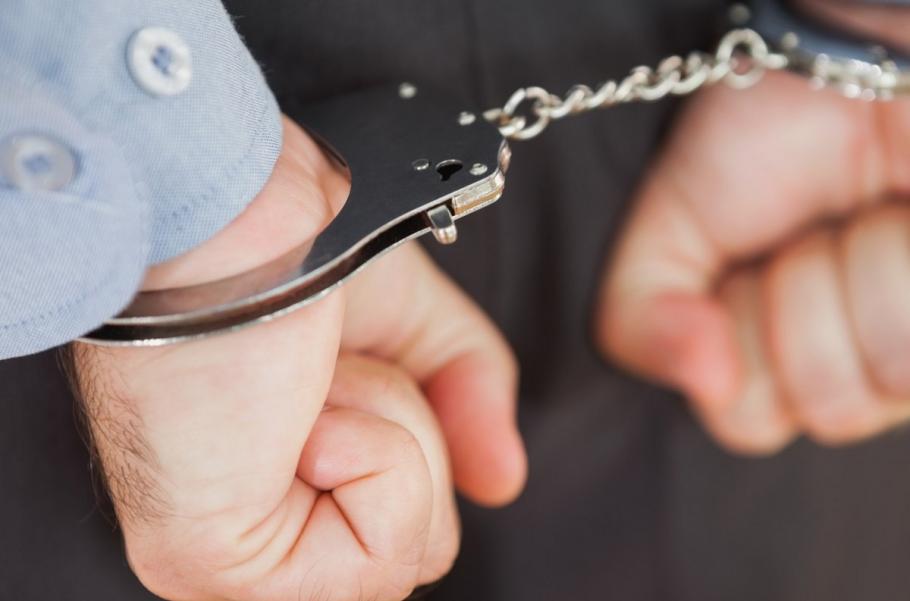 Bărbat din Botoşani, reținut după ce a încălcat ordinul de protecţie față de soție și a agresat-o Bărbatul a fost dus în Centrul de Reţinere şi Arestare Preventivă al IPJ Botoşani