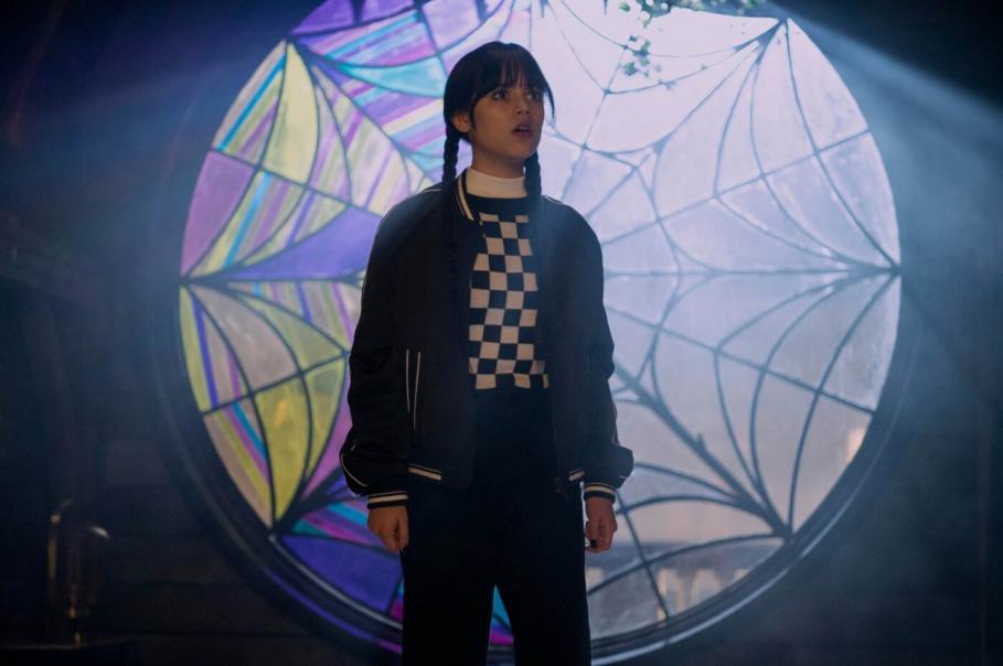 „Wednesday”, serialul Netflix filmat în România, are cel mai bun debut din istoria platformei pentru un serial în engleză „Wednesday”, serialul Netflix filmat în România, are cel mai bun debut din istoria platformei pentru un serial în engleză