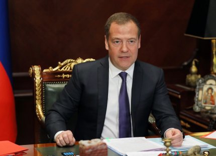 Medvedev, discurs halucinat: Rusia duce o bătălie sacră împotriva lui Satana, se luptă în Ucraina cu drogaţi nazişti nebuni