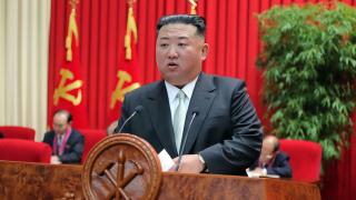 Regimul lui Kim Jong-un neagă că ar trimite arme Rusiei și consideră că acuzațiile sunt o "încercare ostilă de a păta imaginea RPDC pe plan internaţional"