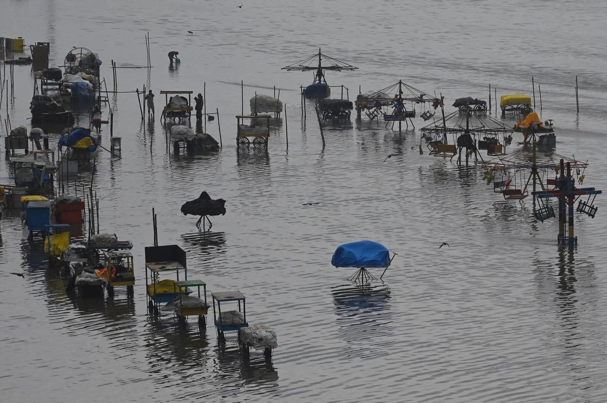 185 de case avariate și peste 9.000 de persoane evacuate