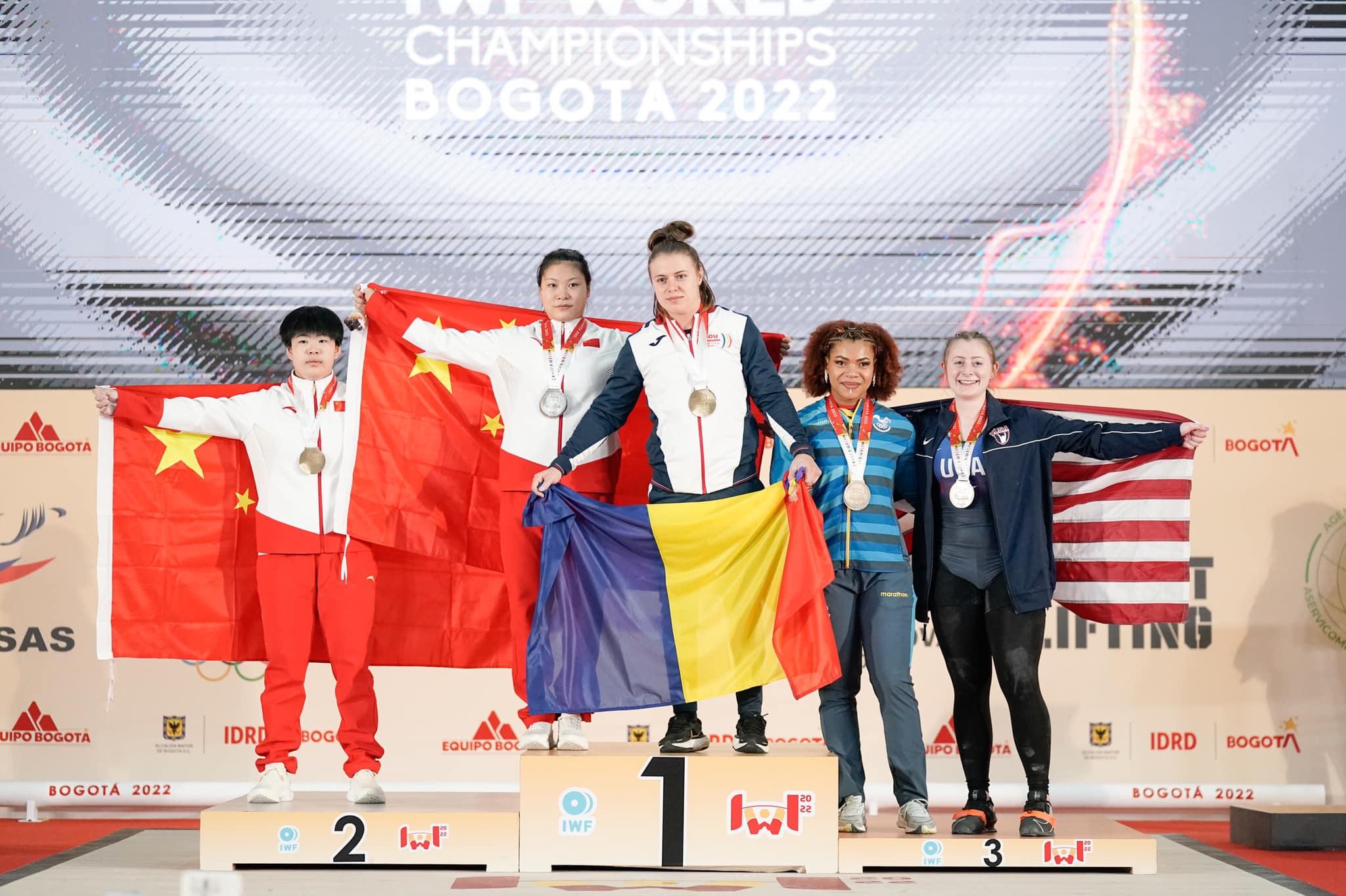 Loredana Toma a cucerit două medalii de aur la Campionatele Mondiale de haltere de la Bogota