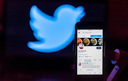 Twitter suspendă contul care urmărește avionul lui Elon Musk