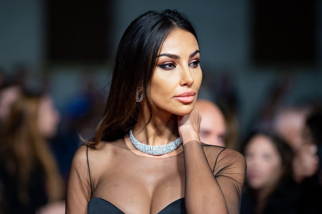 Mădălina Ghenea, jefuită pe aeroportul din Roma. Şoferul româncei, principalul suspect al poliţiei italiene