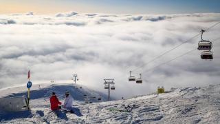 Veşti bune pentru iubitorii de schi. Investiţie de 2 milioane de euro, într-o staţiune din România: "O reparaţie istorică"