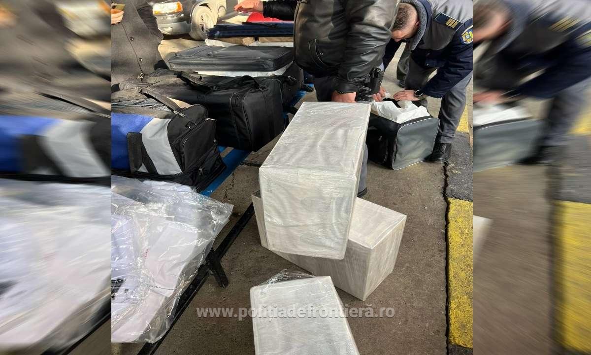 S-a dat drept diplomat, ca să intre în România. Ce avea în maşină bărbatul cu documente false