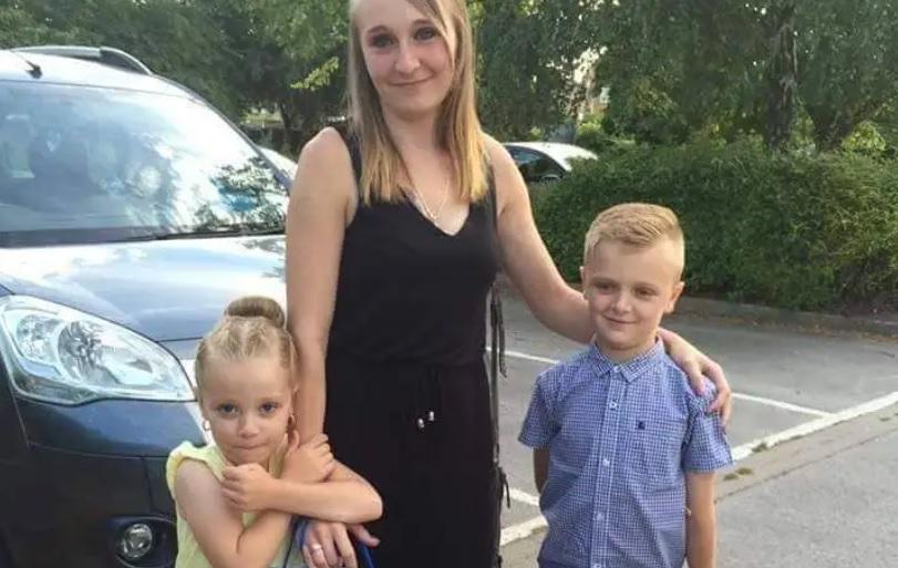 triplă crimă în Anglia, la o petrecere în pijamale