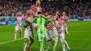 Croaţia se califică în sferturi la Cupa Mondială 2022. Japonia, eliminată la penalty-uri: portarul croat a apărat trei lovituri de departajare