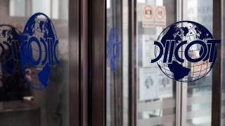 Rețea internațională de spălare a banilor , destructurată de DIICOT, alături de autoritățile din Suedia și Republica Moldova. Cum operau membrii