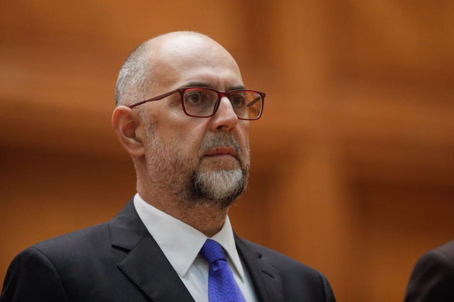 Reacţia UDMR după ce Austria ne-a închis uşa Schengen: "O decizie mizerabilă! Un joc politic mizerabil!" Reacţia UDMR după ce Austria ne-a închis uşa Schengen: "O decizie mizerabilă! Un joc politic mizerabil!"