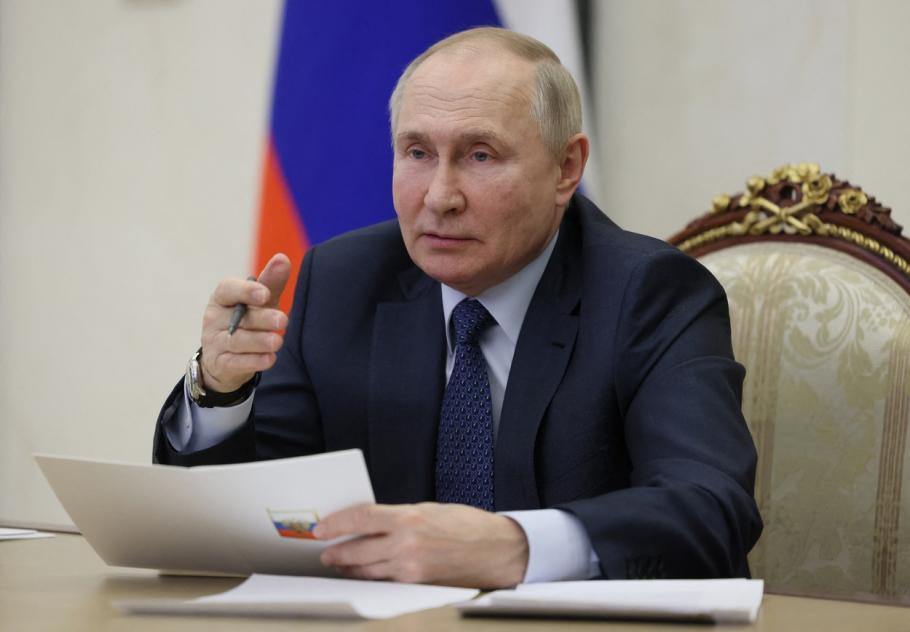 Putin: "Orice ţară care lansează un atac nuclear asupra Rusiei va fi ştearsă de pe faţa pământului" Putin: "Orice ţară care lansează un atac nuclear asupra Rusiei va fi ştearsă de pe faţa pământului"