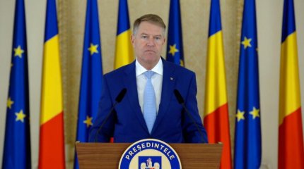 Klaus Iohannis i-a transmis preşedintelui ucrainean că sunt inacceptabile încercările de recreare a unor "sfere de influenţă"