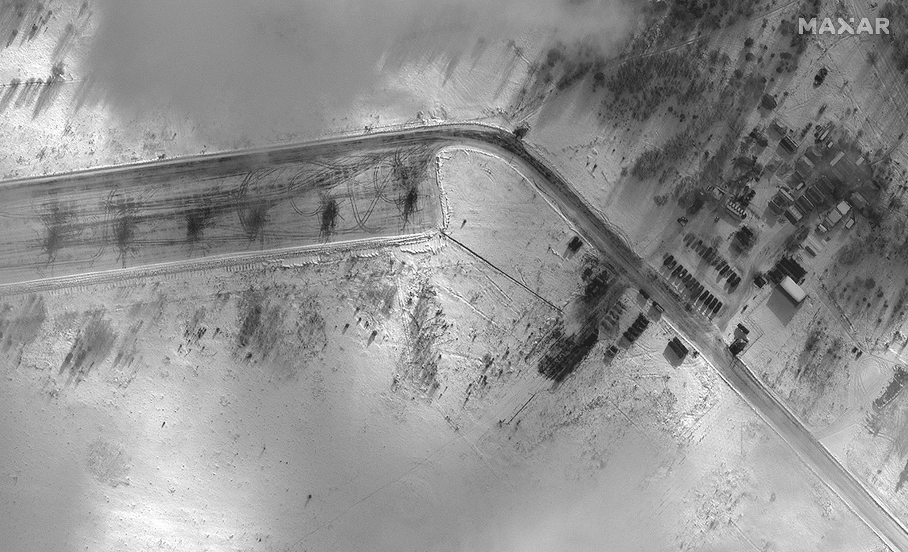 Putin a trimis și mai mulți soldați și armament în jurul Ucrainei. Joe Biden: Dacă rușii și americanii se împușcă e război mondial