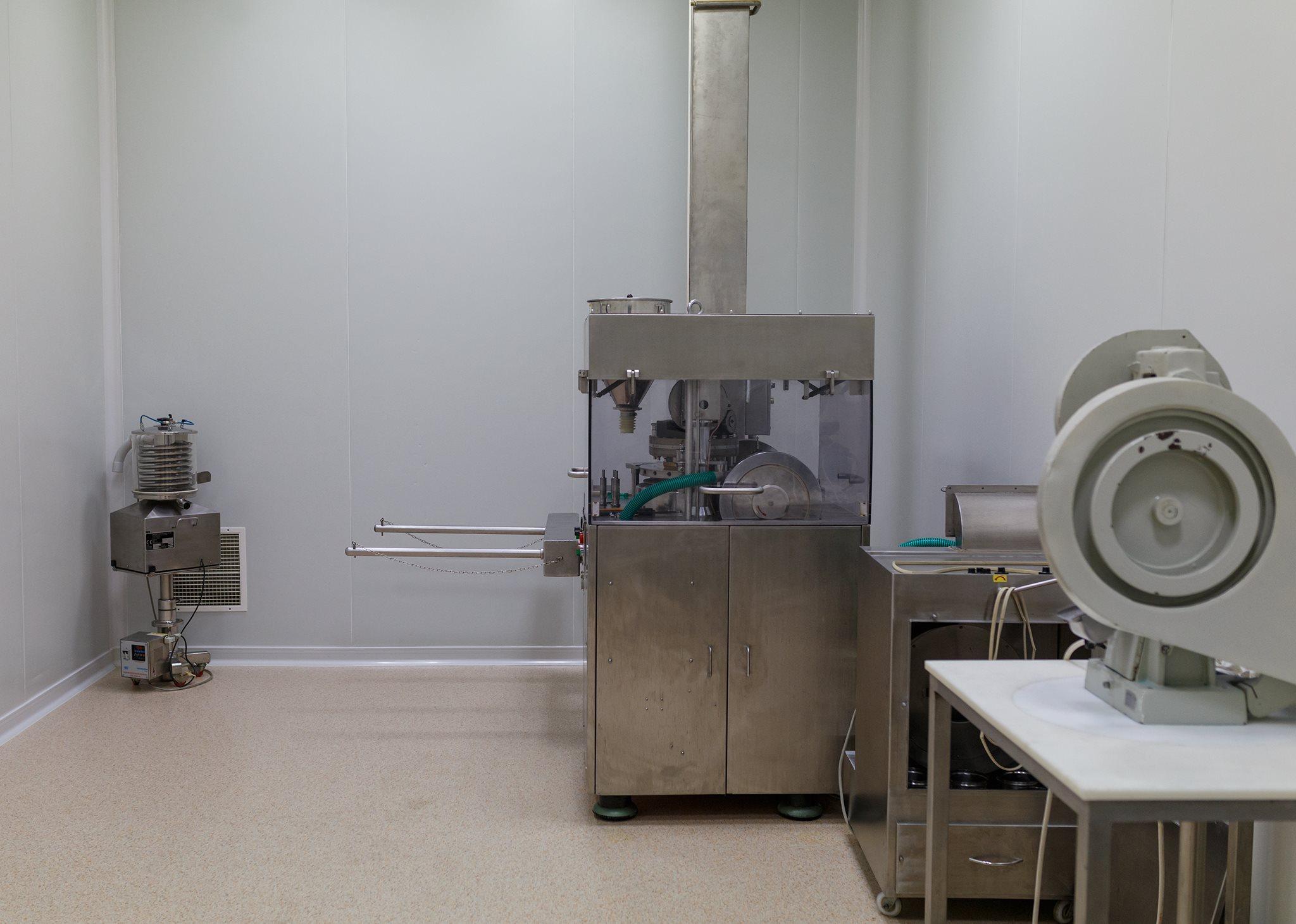 Povestea incredibilă a medicului român care își lasă toată averea angajaților