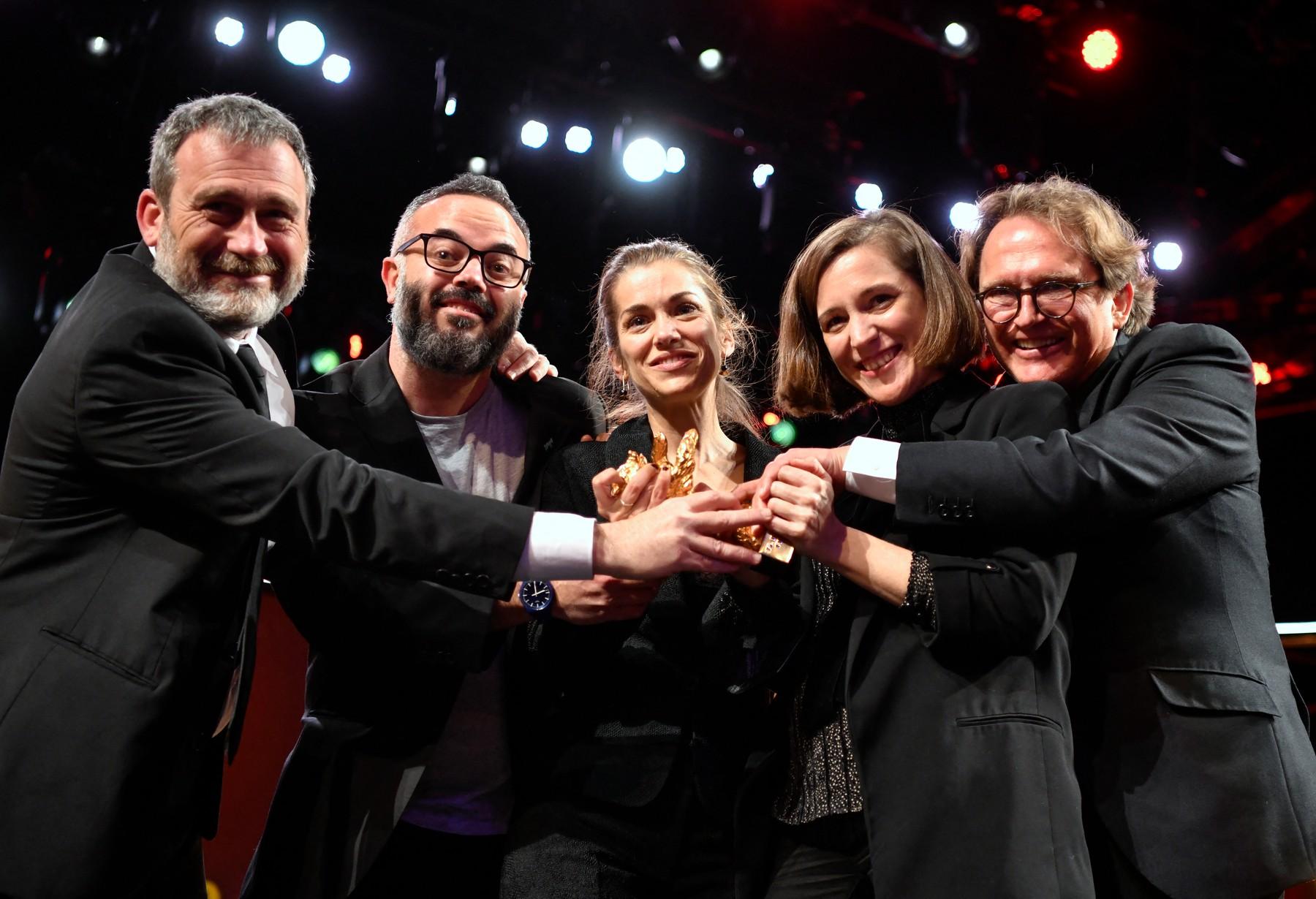 Berlinale 2022. Pelicula ''Alcarras'', în regia cineastei Carla Simon, a luat Ursul de Aur