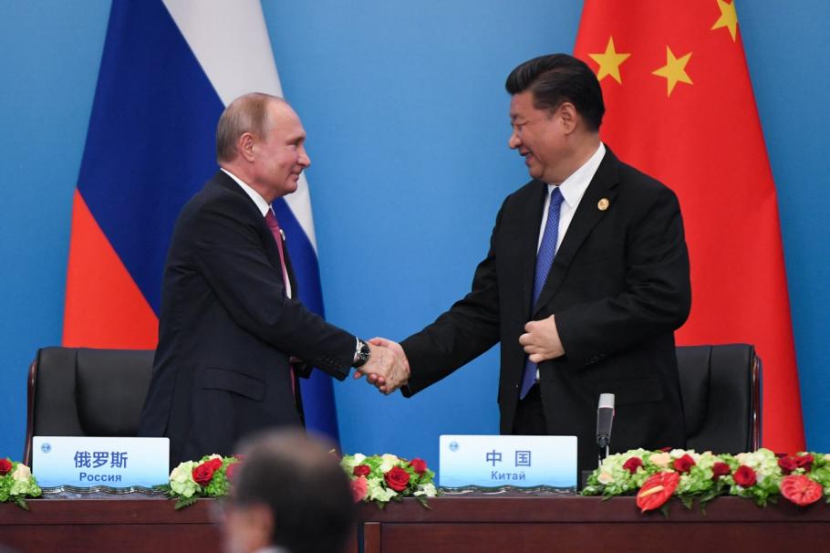 O nouă alianţă la orizont? Putin și Xi tot mai apropiați în timp ce relațiile cu Occidentul sunt tot mai reci O nouă alianţă la orizont? Putin și Xi tot mai apropiați în timp ce relațiile cu Occidentul sunt tot mai reci