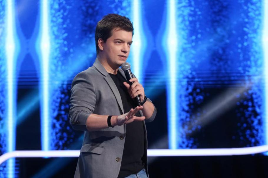 iUmor sezonul 12, 20 februarie 2022. Toma Alexandru, număr de stand-up de excepție: "M-am pus în patru labe" iUmor sezonul 12, 20 februarie 2022. Toma Alexandru, număr de stand-up de excepție: "M-am pus în patru labe"