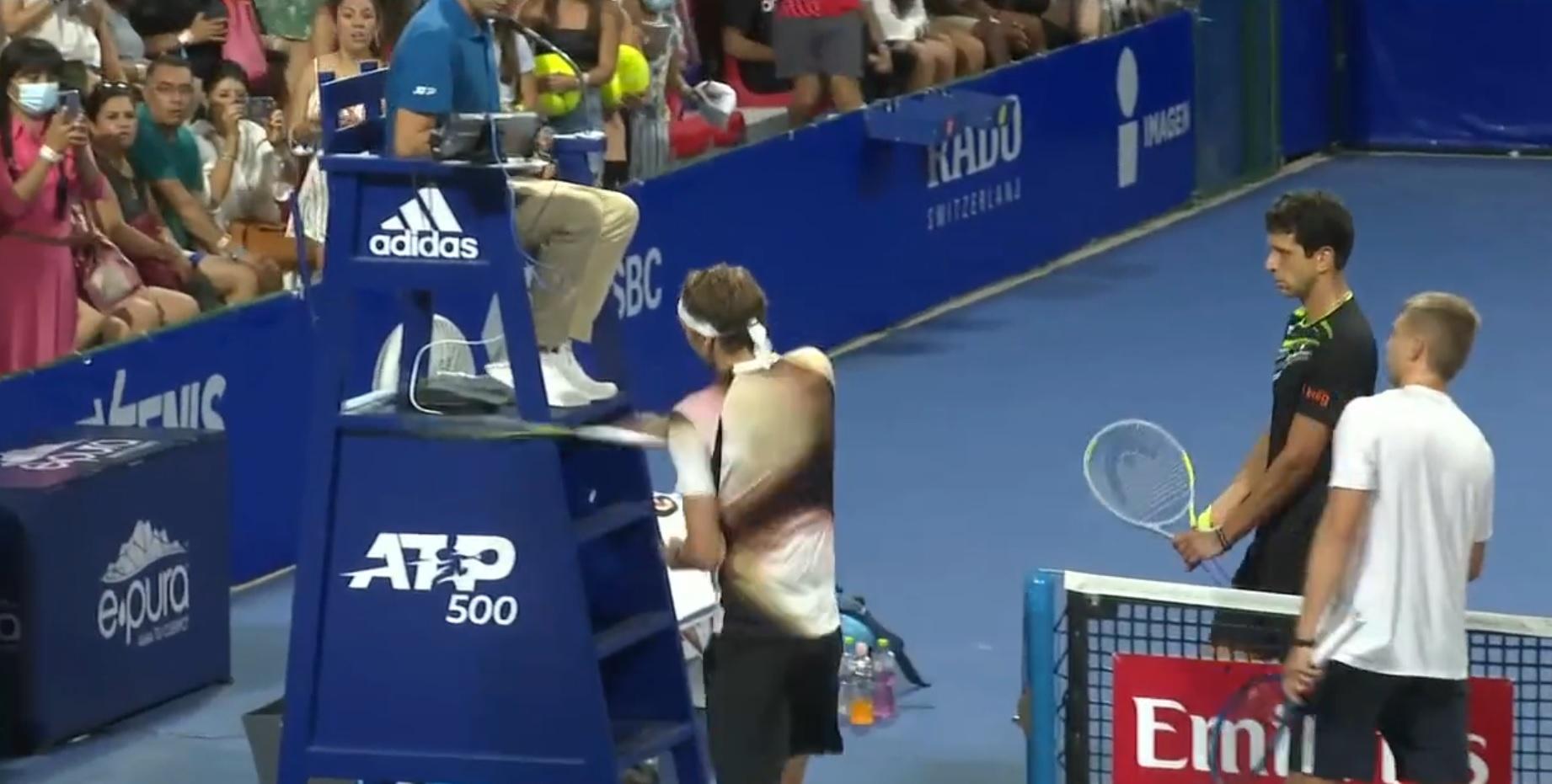 Scene nemaivăzute pe un teren de tenis. Zverev, eliminat după ce a lovit scaunul arbitrului cu racheta - VIDEO