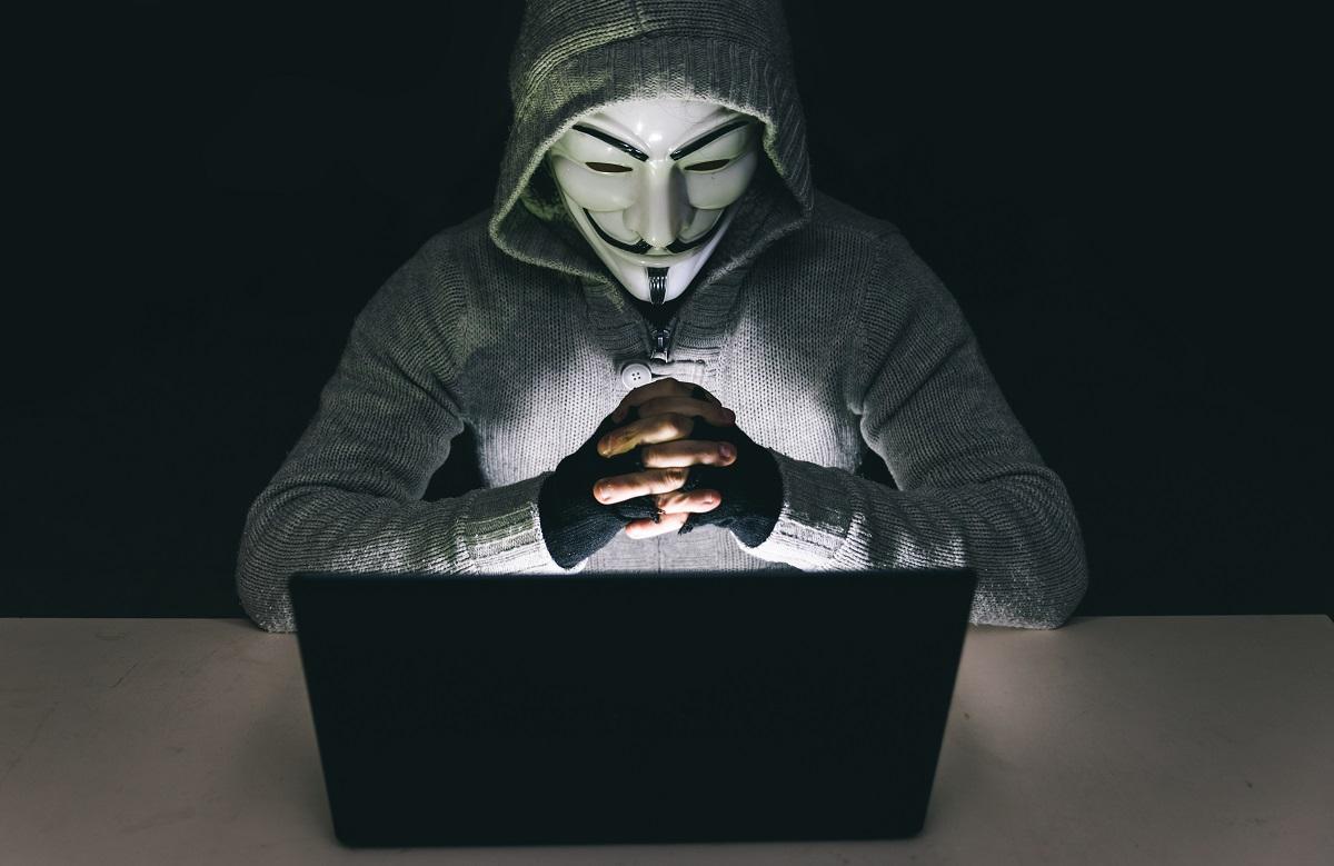 Grupul de hackeri Anonymous