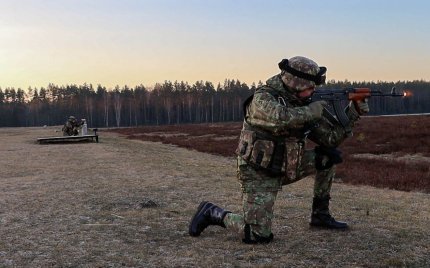 România trimite ajutor militar Ucrainei: muniție și echipamente militare. Va prelua răniții