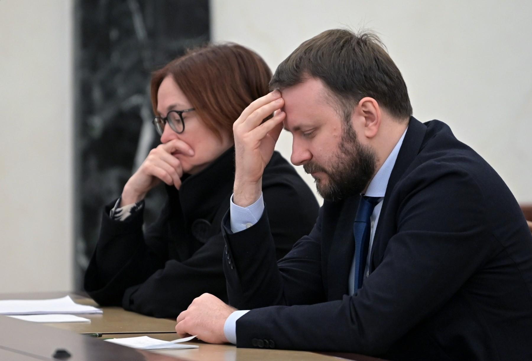 Șefa Băncii Centrale Ruse, Elvira Nabiullina, și consilierul prezidențial Maxim Oreșkin