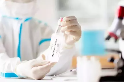 Cum îți dai seama dacă ești infectat cu Omicron? Simptomele pe care, dacă le ai, ar trebui să te testezi Cum îți dai seama dacă ești infectat cu Omicron? Simptomele pe care, dacă le ai, ar trebui să te testezi