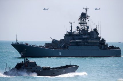 Rusia a tăiat accesul armatei ucrainene la Marea Azov. Forţele separatiştilor pro-ruşi s-au alăturat armatei ruse