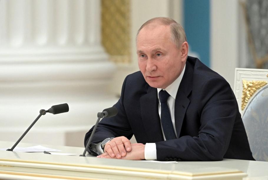 Vladimir Putin susţine că Rusia îşi menţine livrările energetice şi avertizează cu şi mai mari scumpiri Vladimir Putin susţine că Rusia îşi menţine livrările energetice şi avertizează cu şi mai mari scumpiri
