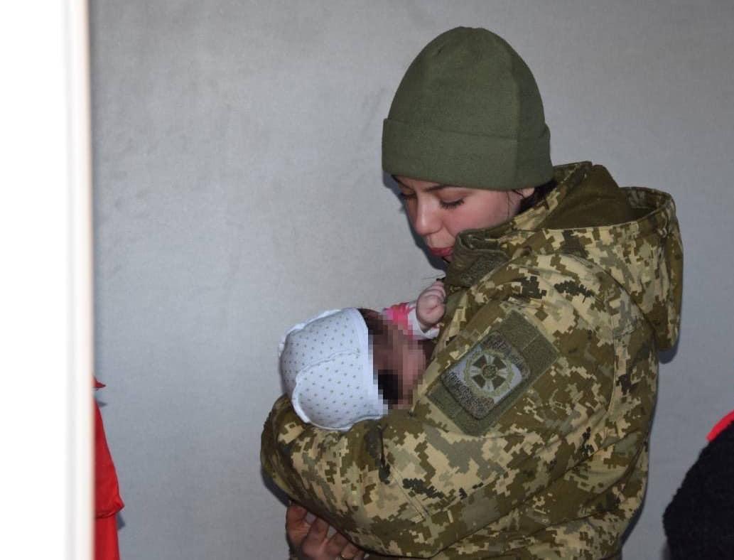 Doi chinezi au încercat să scoată doi bebeluși din Ucraina prin vama Porubne-Siret. Indivizii voiau să ajungă în România