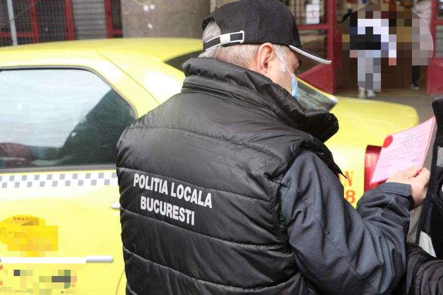 Taximetrist din Bucureşti, amendat cu 10.000 de lei, după ce a încercat să negocieze cursa cu nişte refugiaţi ucraineni
