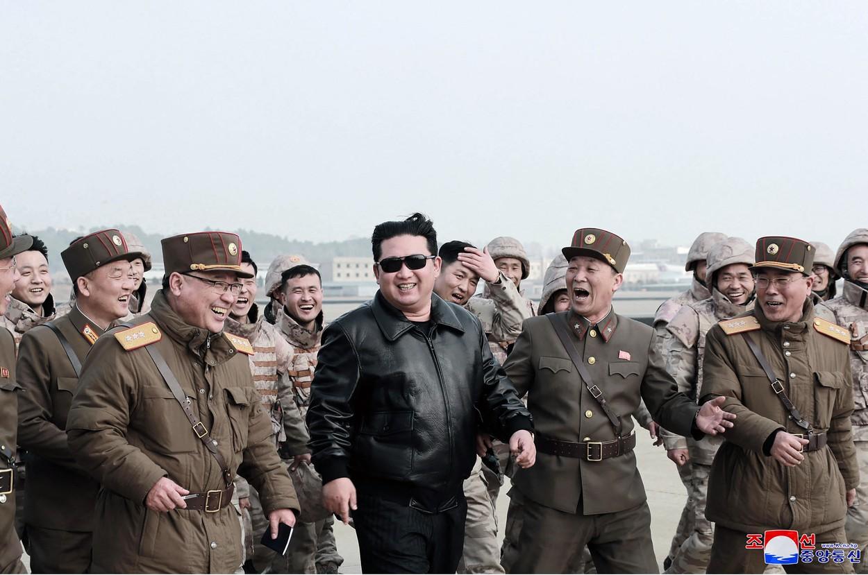 Coreea de Nord a publicat imagini de la testatarea unui nou tip de rachetă intercontinentală.