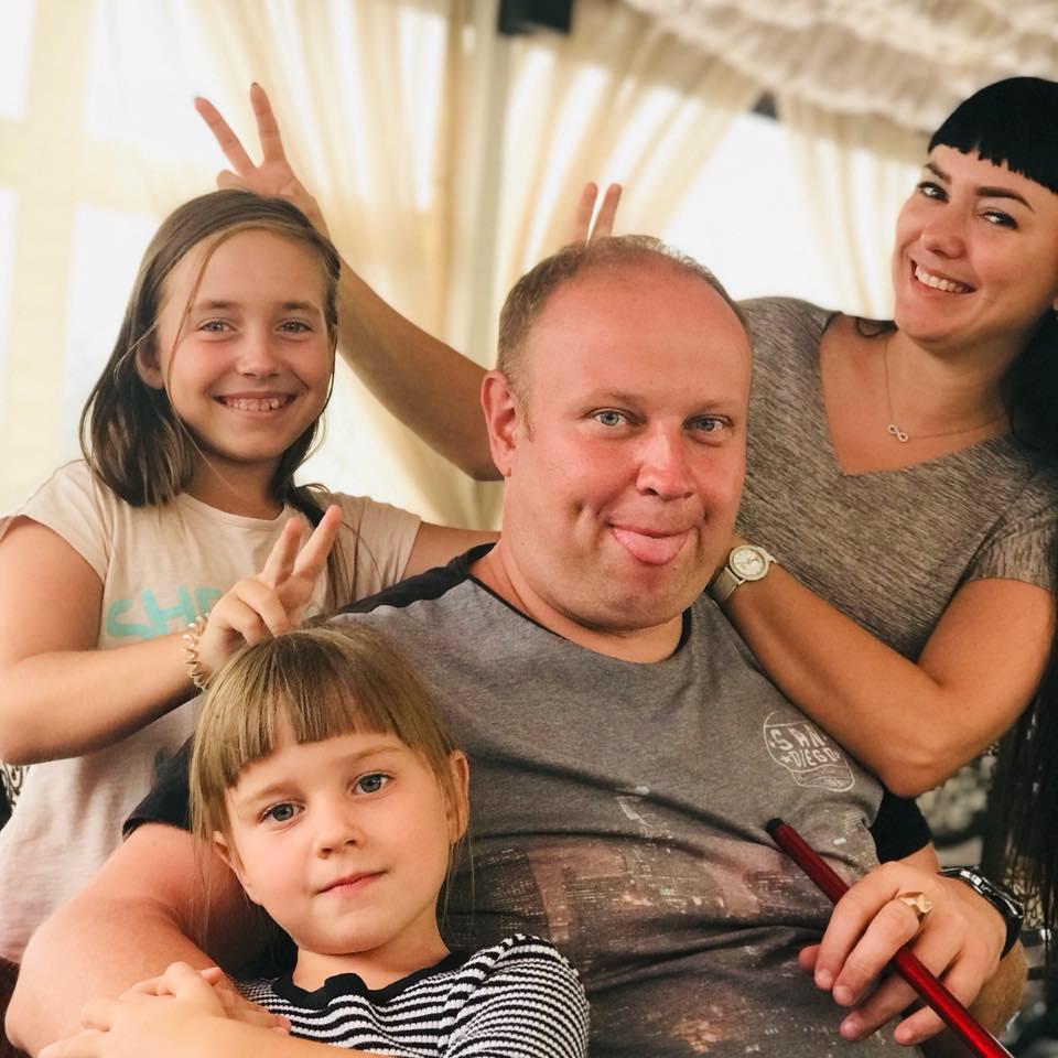 O mamă și fetița ei au fost ucise de ruși, în Mariupol. "Pe copilă nici măcar nu știm unde au îngropat-o"