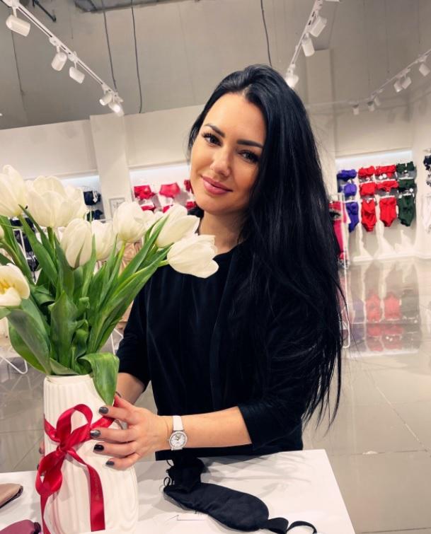 O mamă și fetița ei au fost ucise de ruși, în Mariupol. "Pe copilă nici măcar nu știm unde au îngropat-o"