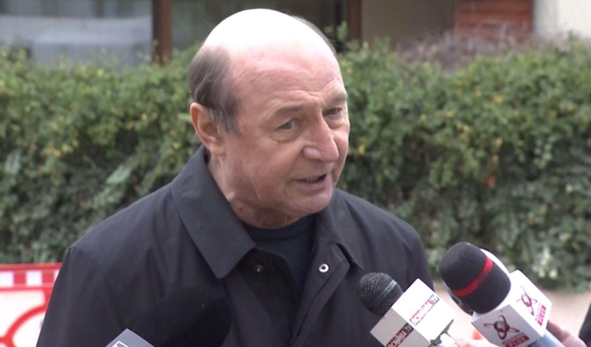 Traian Băsescu a explicat de ce a fost internat în spital la Bruxelles Traian Băsescu a explicat de ce a fost internat în spital la Bruxelles