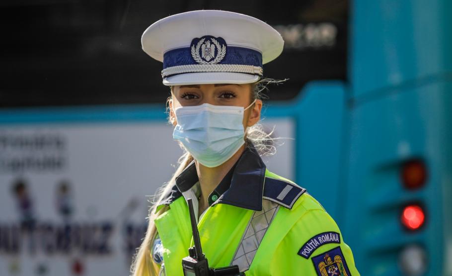 polițistă București polițistă din România