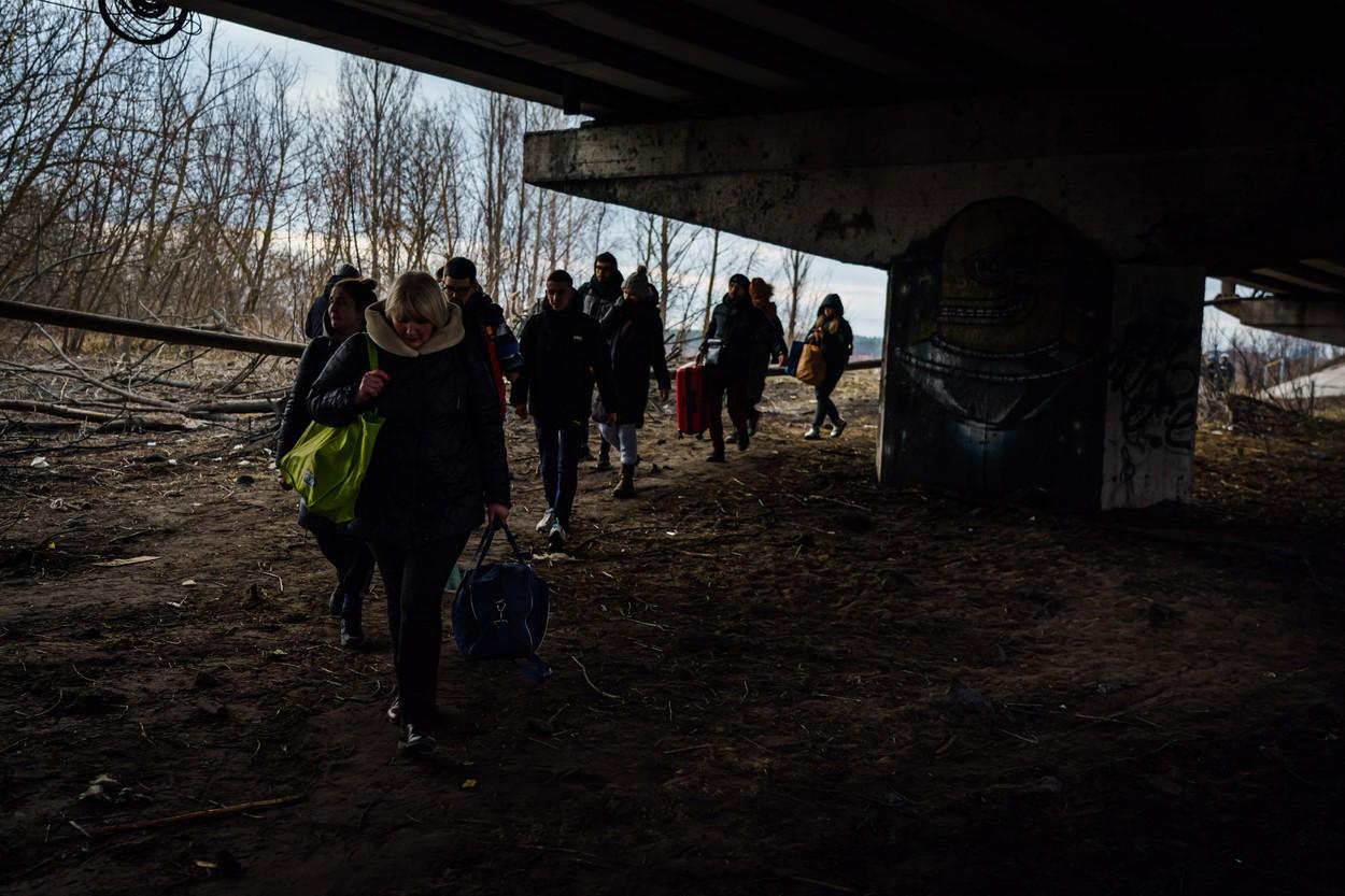 Evacuarea civililor din Mariupol, întreruptă. Ucraina şi Rusia se acuză reciproc de nerespectarea acordului de încetare a focului