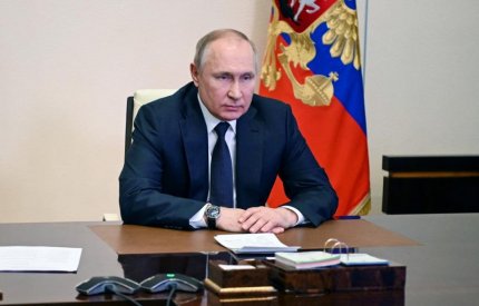 Putin cere NATO şi UE să nu mai furnizeze armament Ucrainei. Moscova avertizează că "pot ajunge pe mâinile teroriştilor" şi pot "pune în pericol zboruri comerciale"