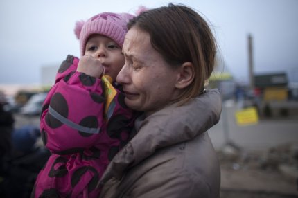 Condițiile puse de un preot ca să ajute refugiați ucraineni au stârnit revoltă în Polonia. "Dumnezeu este unul!"