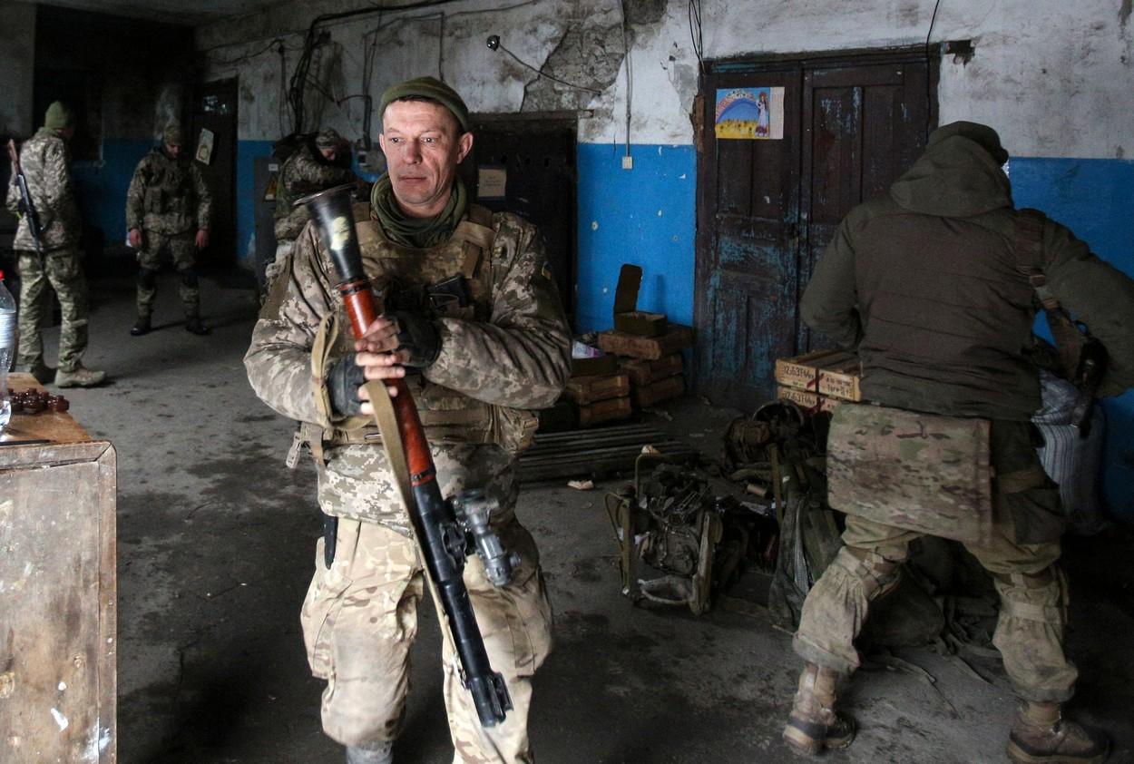 Război Rusia - Ucraina, ziua 14 LIVE TEXT. Ruşii au deschis focul în Lugansk: cel puţin 10 morţi. Bombardamente şi în Harkov: cel puţin 27 de civili au fost ucişi