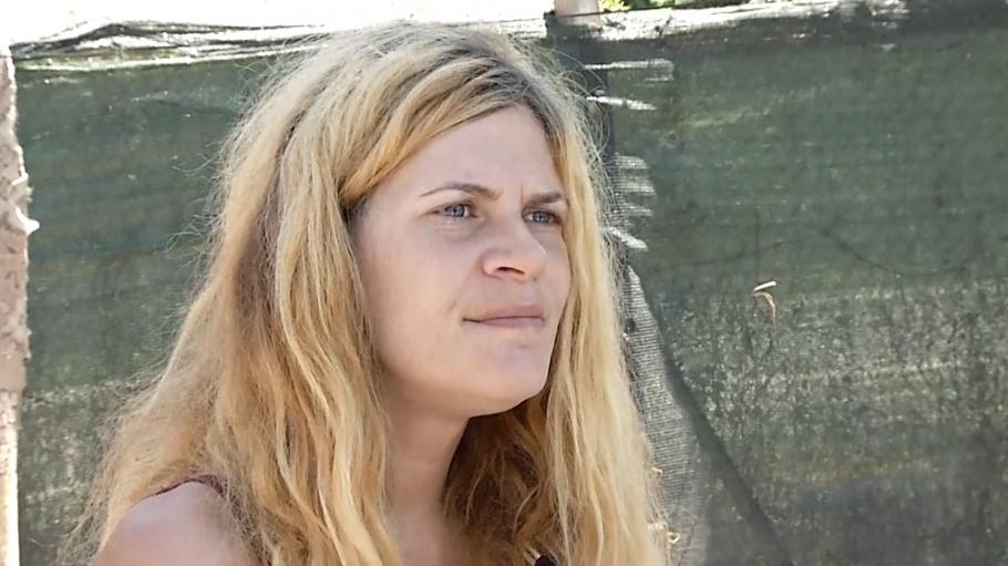 Andreea făcea live pe Facebook în momentul în care copiii ei au căzut de la etajul 10 Andreea făcea live pe Facebook în momentul în care copiii ei au căzut de la etajul 10