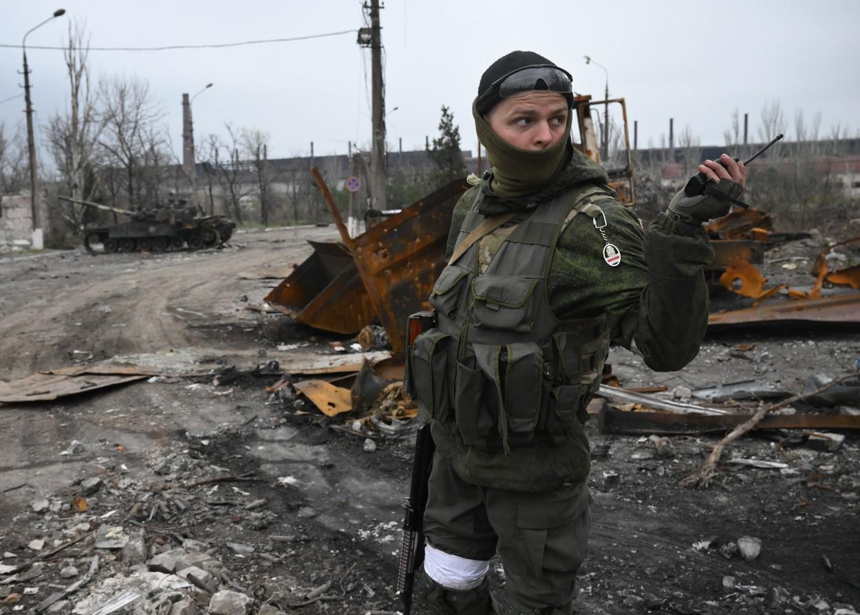 Război Rusia - Ucraina, ziua 52 LIVE TEXT. Zelenski ameninţă Rusia că va opri negocierile de pace dacă sunt ucişi ultimii soldaţi care apără Mariupolul